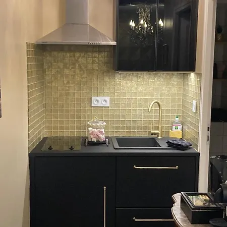 Le Joli Nid Beaunois, Plein Centre Parking Apartment Beaune (Cote d'Or)