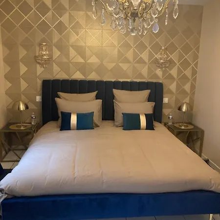 Le Joli Nid Beaunois, Plein Centre Parking Apartment Beaune (Cote d'Or)