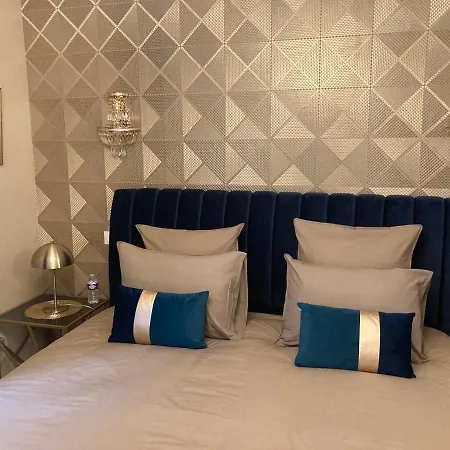 Le Joli Nid Beaunois, Plein Centre Parking * Beaune (Cote d'Or)