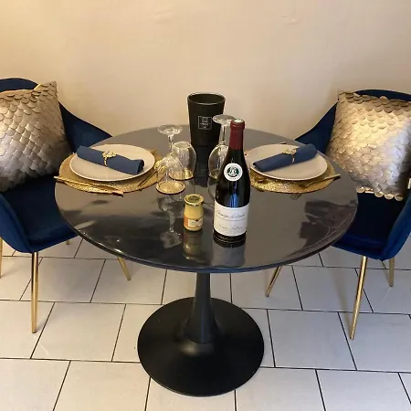 Lägenhet Le Joli Nid Beaunois, Plein Centre Parking Beaune (Cote d'Or)