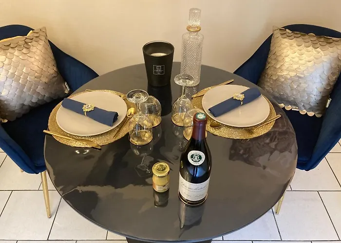 Le Joli Nid Beaunois, Plein Centre Parking