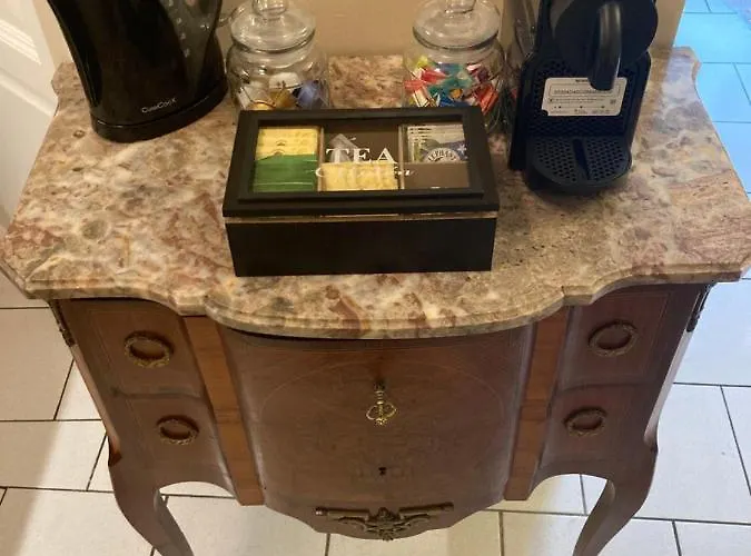 Apartment Le Joli Nid Beaunois, Plein Centre Parking *