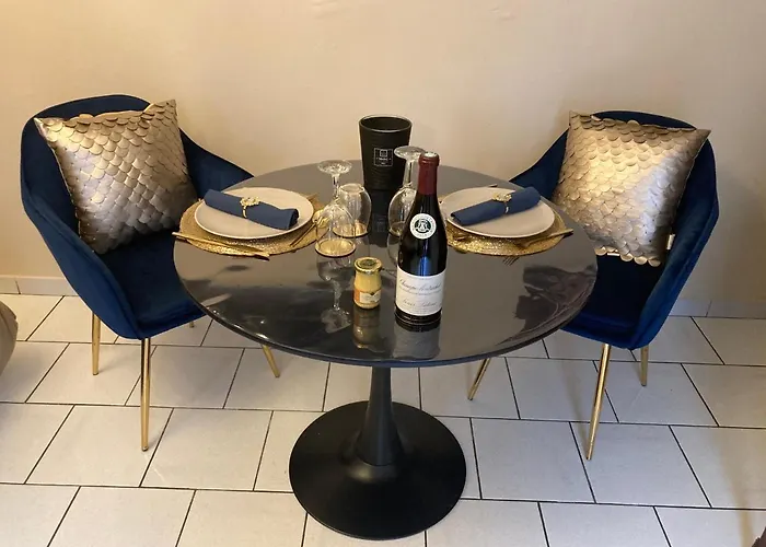 Apartment Le Joli Nid Beaunois, Plein Centre Parking Beaune (Cote d'Or)